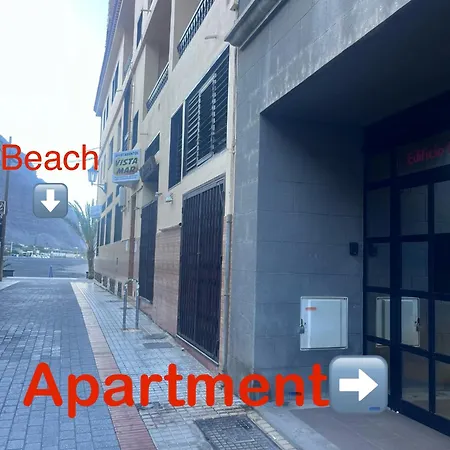 La Playa *